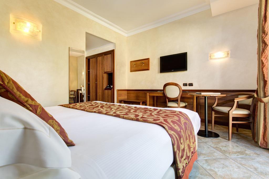 Hotel Athena Siena Esterno foto