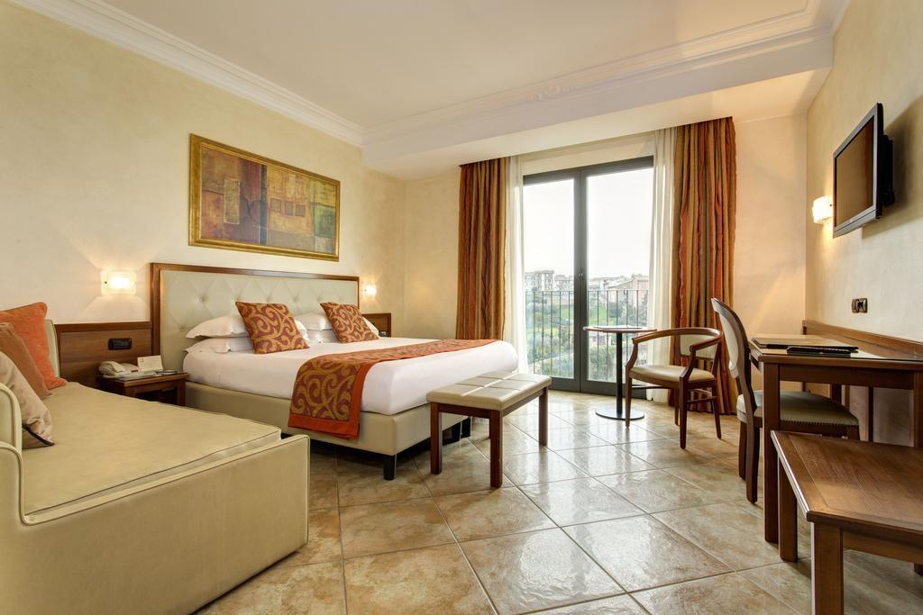Hotel Athena Siena Esterno foto