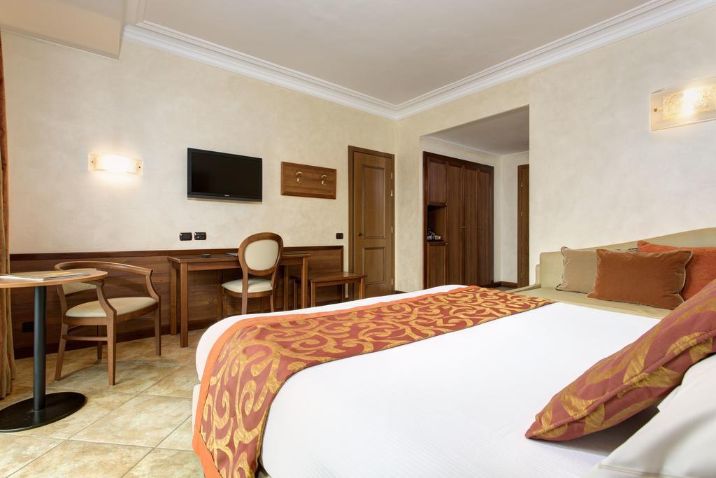 Hotel Athena Siena Esterno foto