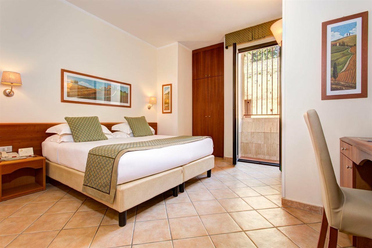 Hotel Athena Siena Esterno foto