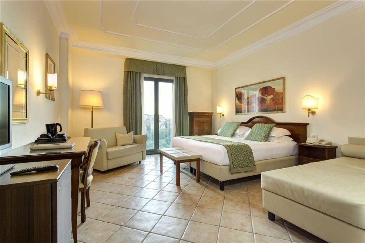 Hotel Athena Siena Esterno foto