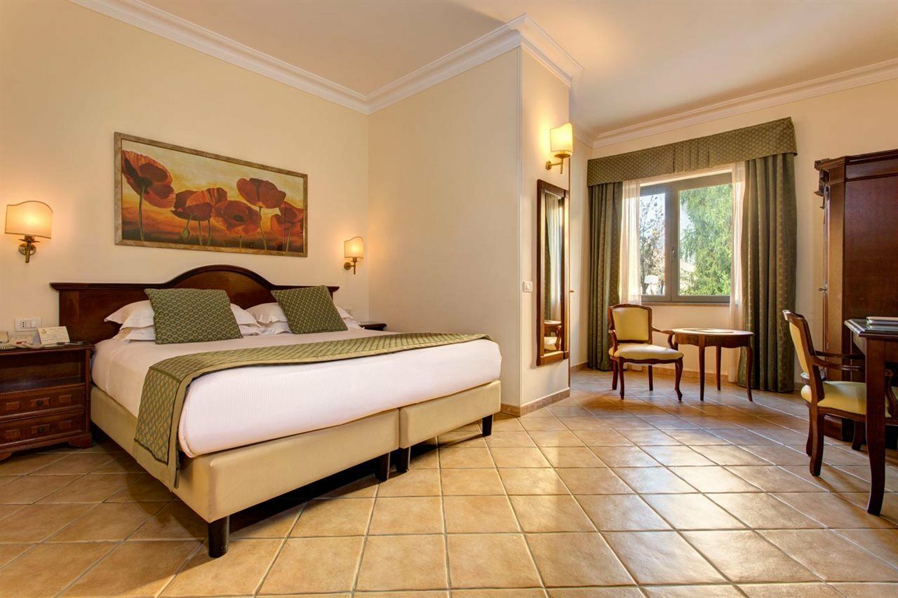Hotel Athena Siena Esterno foto